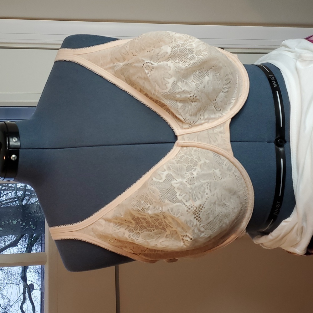 Adore Me Cream Lace Bra - 46DD